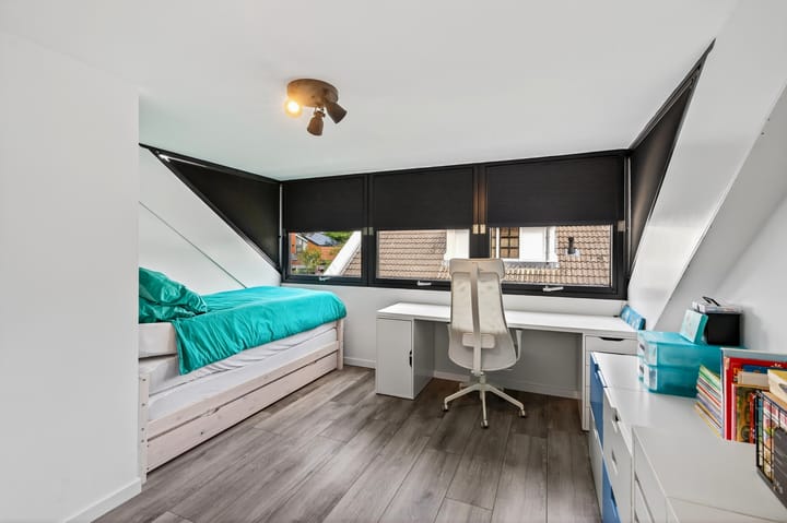 Photo 36 of Roerdomp 8