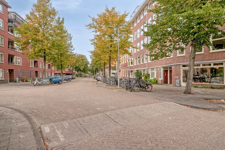 Foto 30 van Soembawastraat 69-B