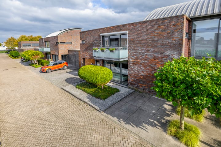 Foto 6 van Ridderspoor 5