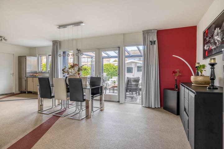 Foto 13 van Ridderspoor 5