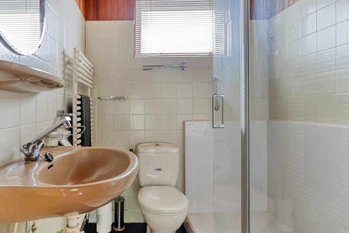 Foto 24 van Lewestraat 3