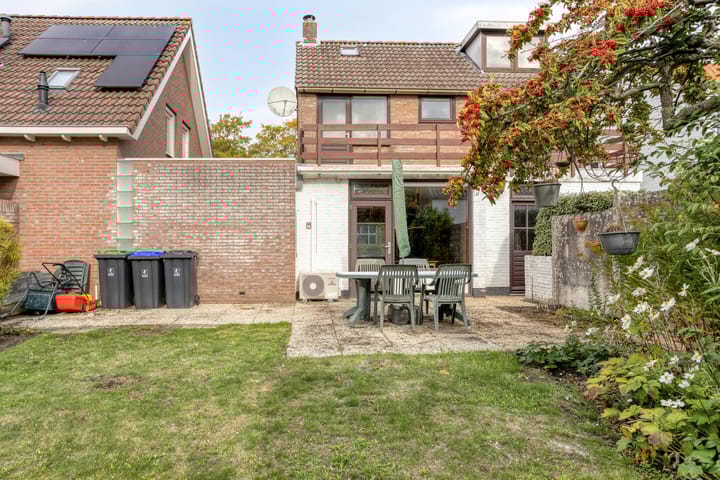 Foto 38 van Lewestraat 3