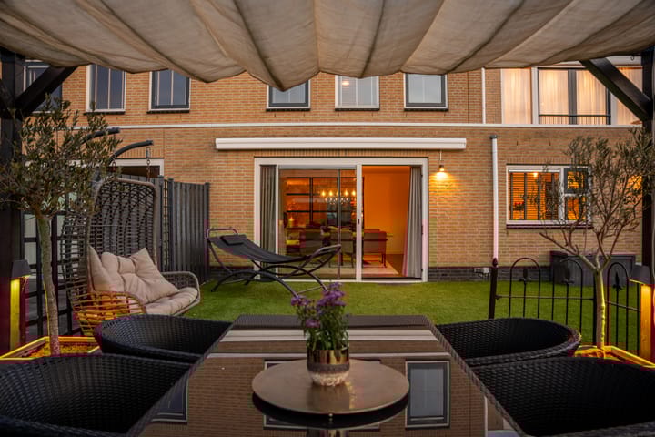 Photo 70 of Bouwlust 97