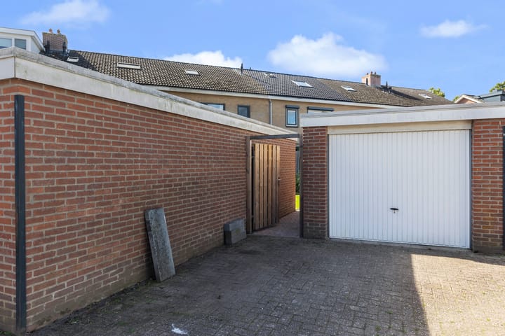 Foto 15 van Cantatestraat 19