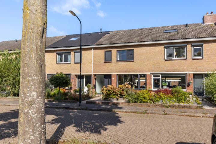 Foto 34 van Cantatestraat 19