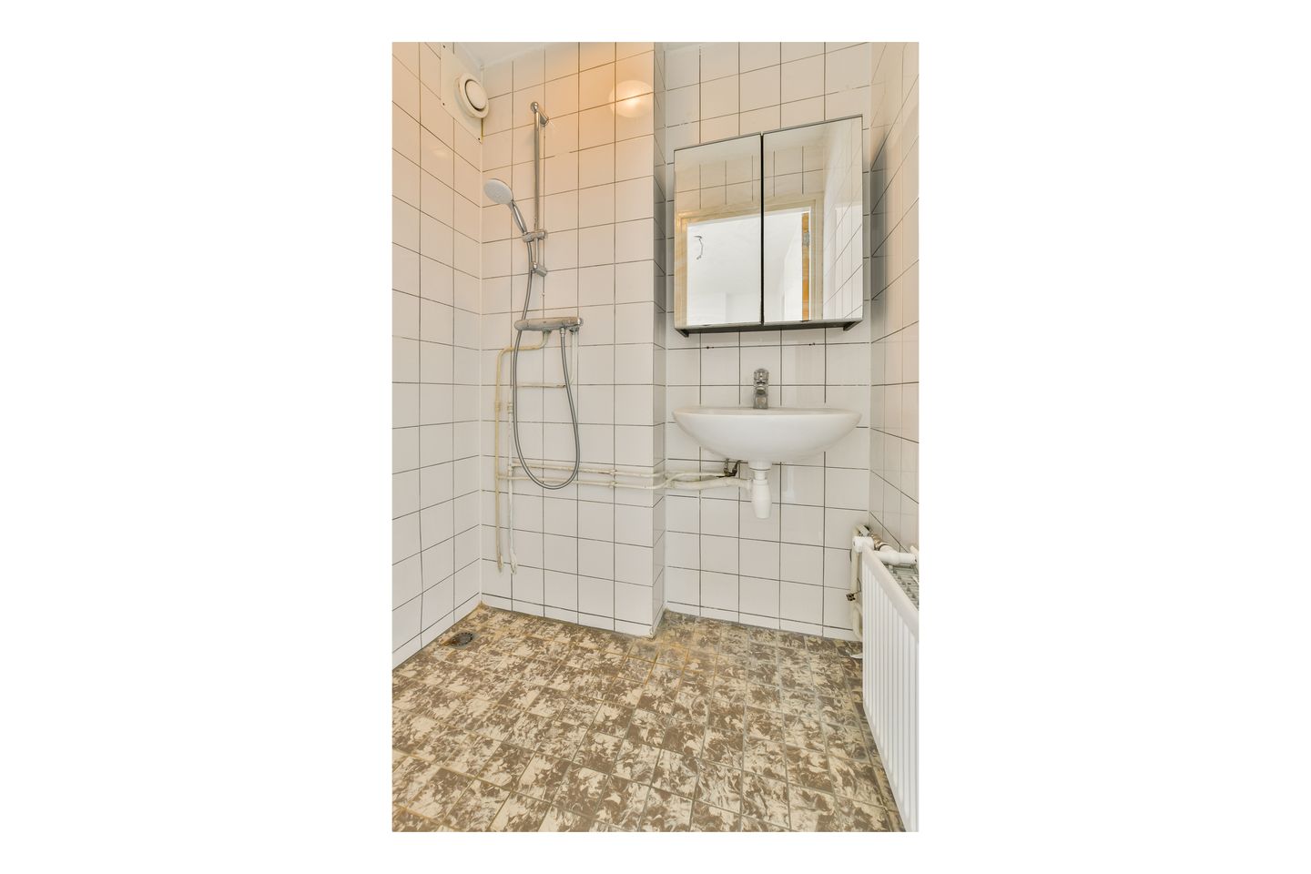 Foto 19 van Van Oldenbarneveltplein 104