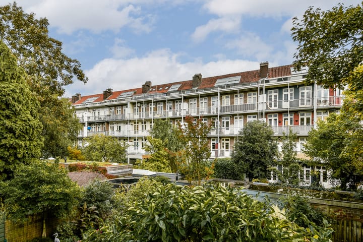 Foto 12 van Reinier Claeszenstraat 48-1