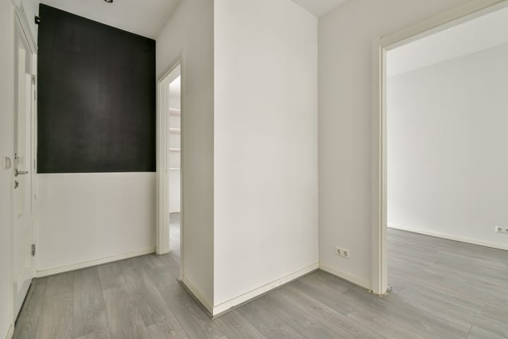 Foto 15 van Reinier Claeszenstraat 48-1