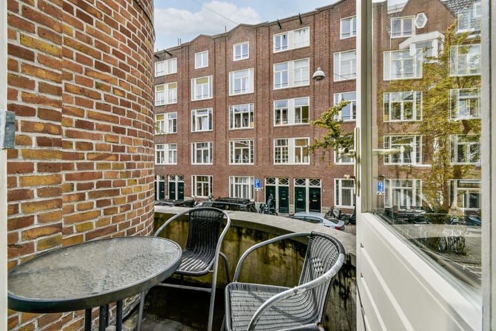 Foto 19 van Reinier Claeszenstraat 48-1