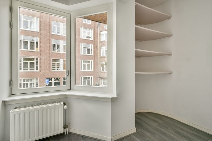 Foto 22 van Reinier Claeszenstraat 48-1