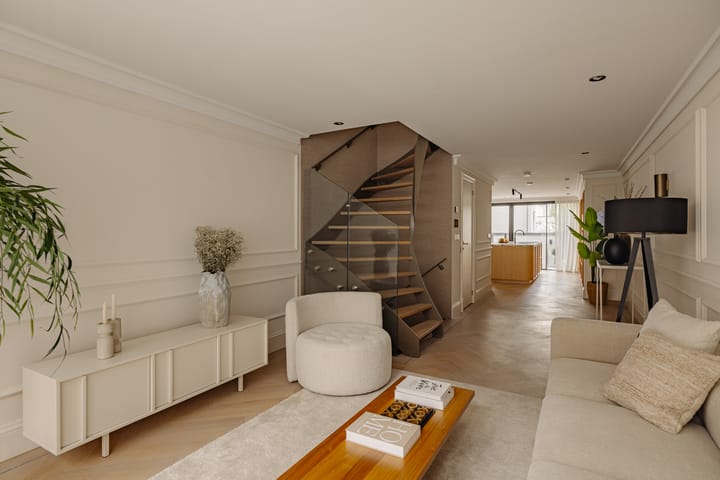 Photo 2 of Vondelstraat 66-H