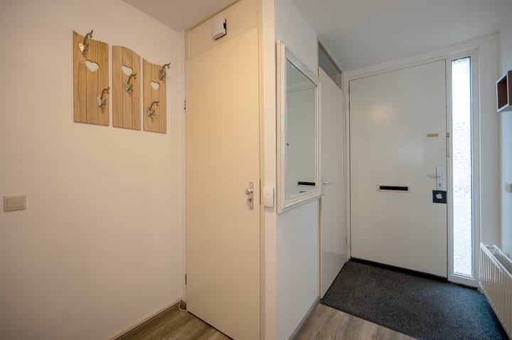 Photo 3 of Jan van Goyenstraat 104