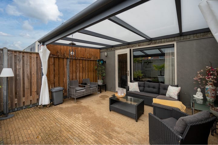 Photo 23 of Jan van Goyenstraat 104