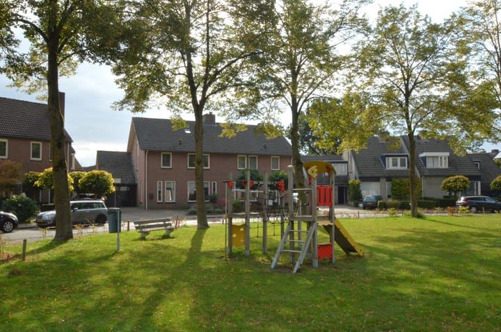 Photo 2 of Reusel 21