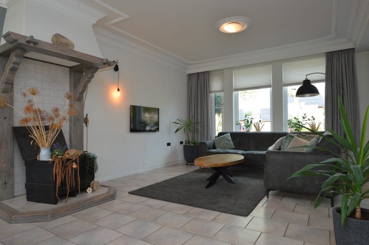 Photo 3 of Reusel 21