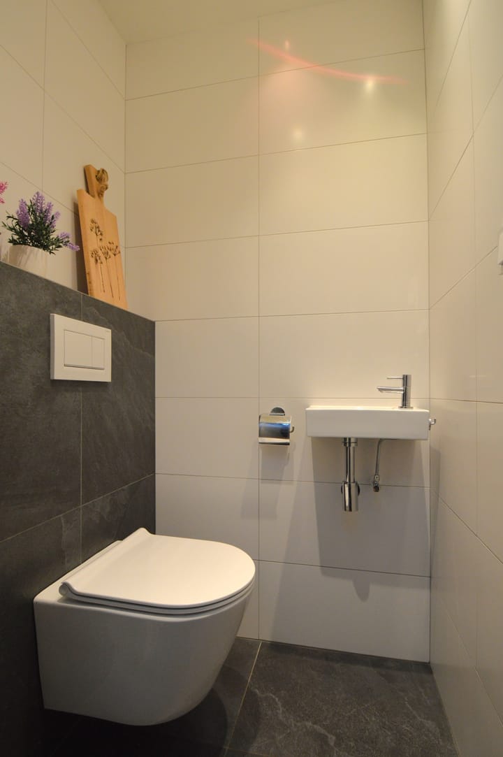 Photo 11 of Reusel 21