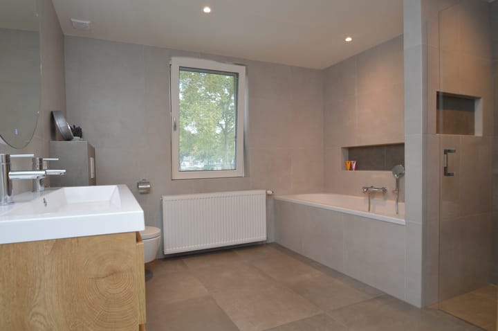 Photo 19 of Reusel 21