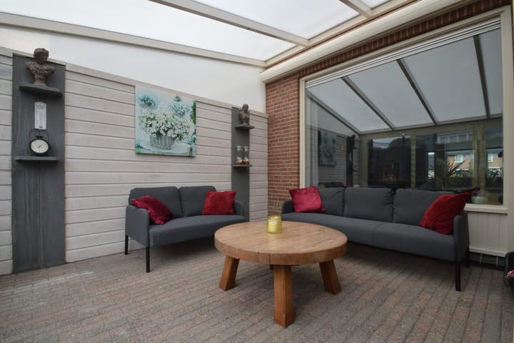 Photo 27 of Reusel 21