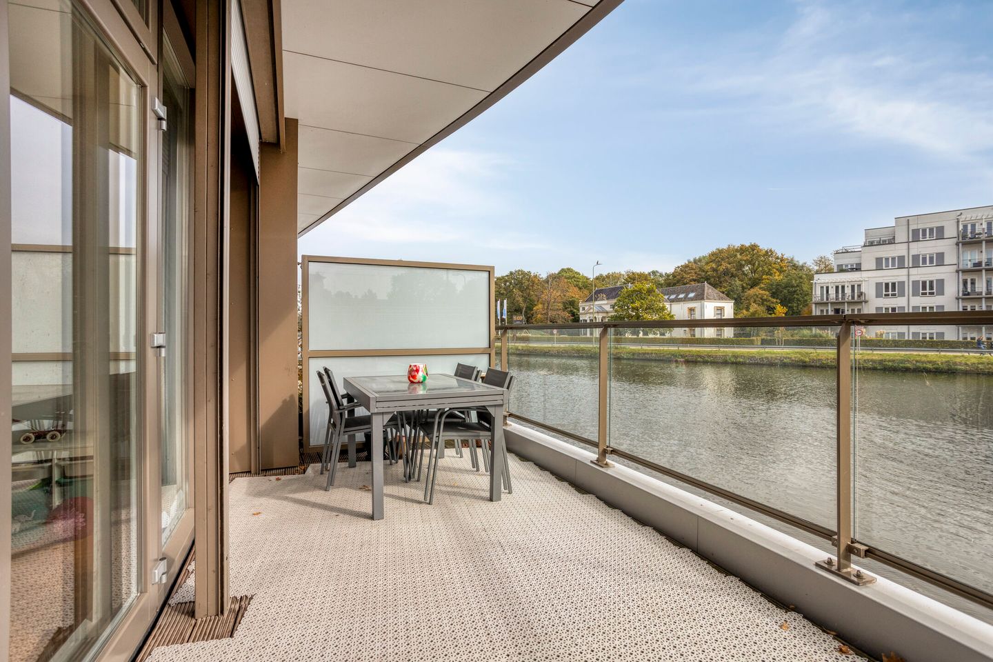 Foto 34 van Nassaukade 1-F003