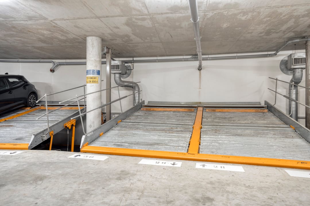 Foto 41 van Nassaukade 1-F003