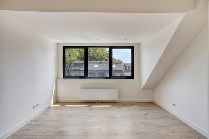 Foto 33 van Johannes van Zantenstraat 24-A