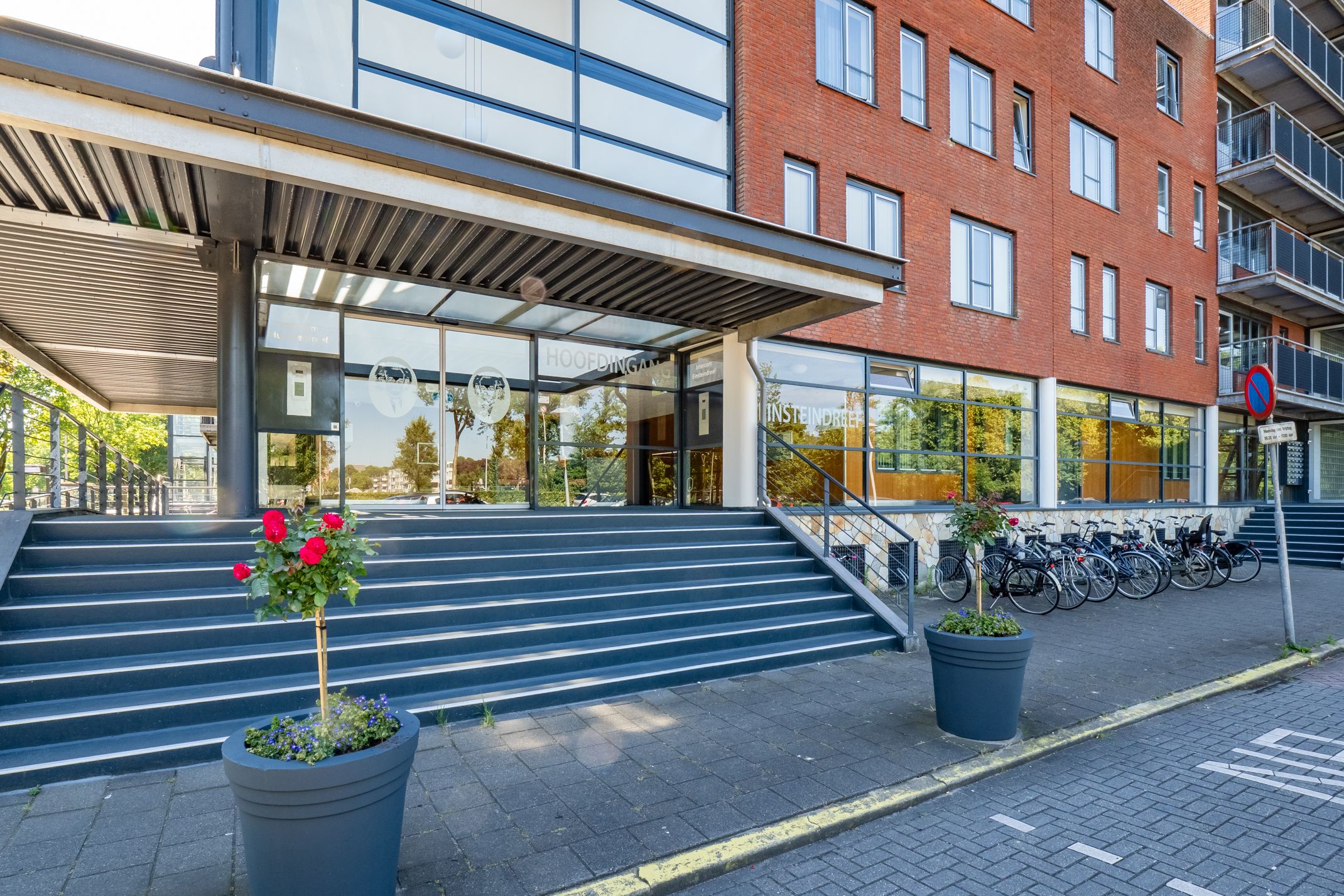 Foto 36 van Einsteindreef 53