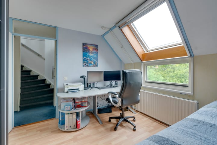 Photo 24 of Zeisstraat 14