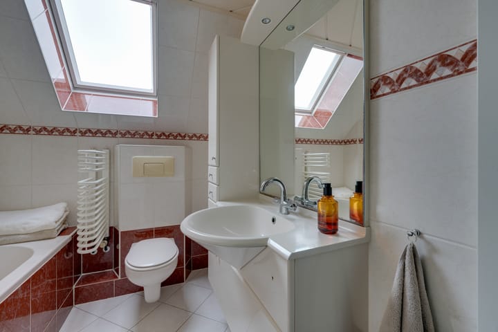 Photo 28 of Zeisstraat 14