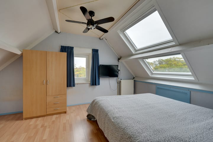 Photo 30 of Zeisstraat 14