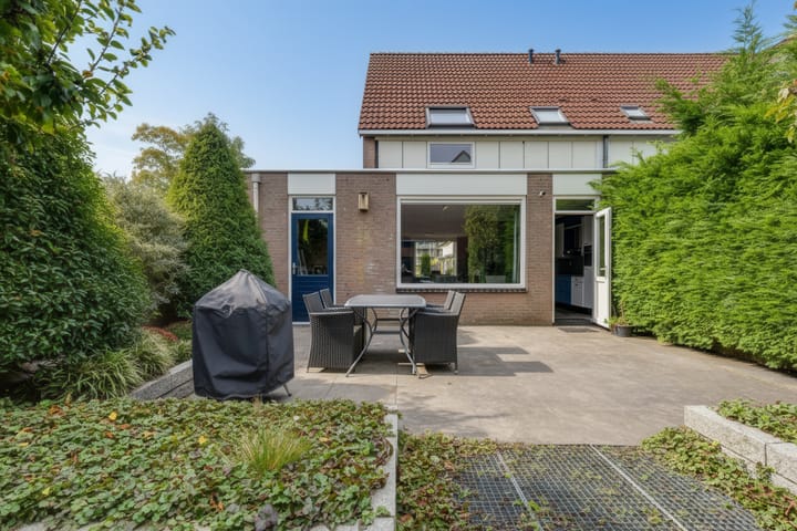 Photo 35 of Zeisstraat 14