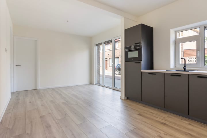 Foto 9 van Staringstraat 1-A