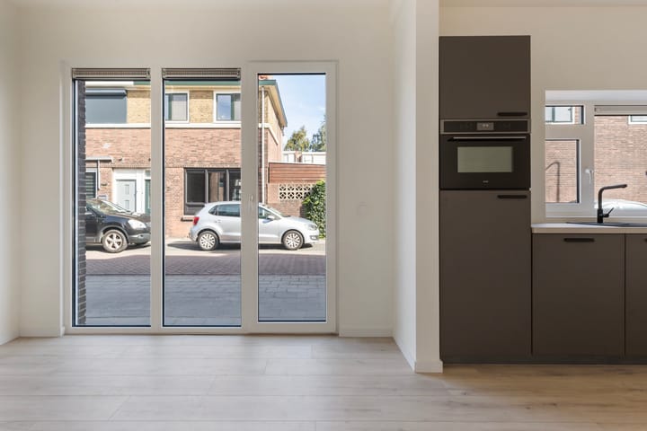 Foto 11 van Staringstraat 1-A