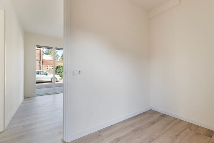 Foto 18 van Staringstraat 1-A