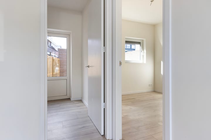 Foto 25 van Staringstraat 1-A