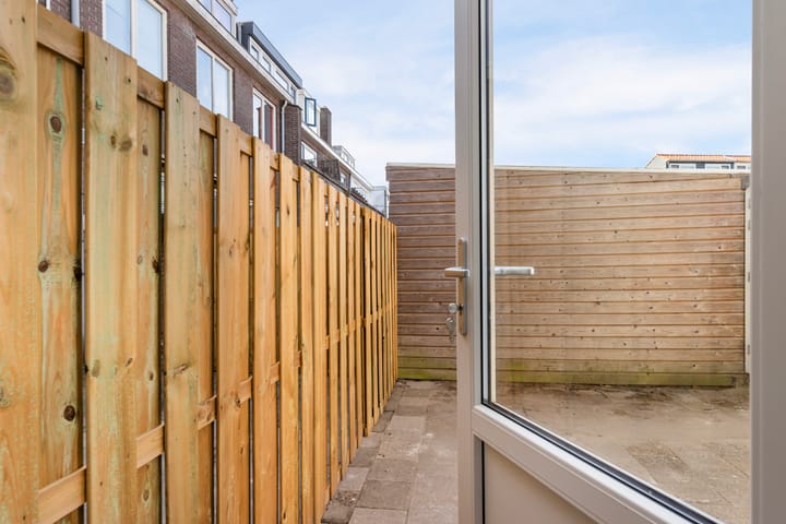 Foto 27 van Staringstraat 1-A