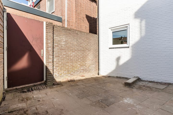 Foto 29 van Staringstraat 1-A