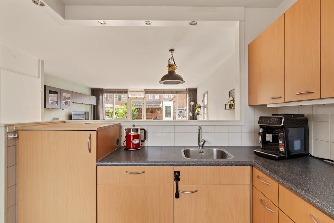 Foto 13 van Albert Rousselsingel 14