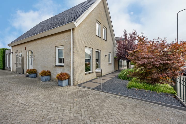 Foto 16 van Charles Petitweg 13