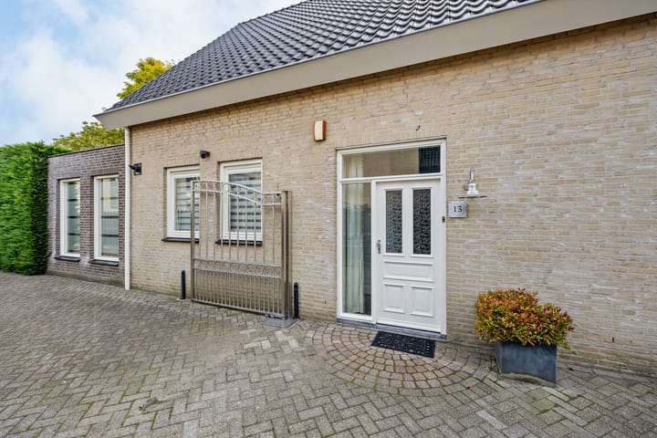 Foto 19 van Charles Petitweg 13