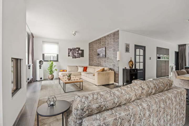 Foto 38 van Charles Petitweg 13