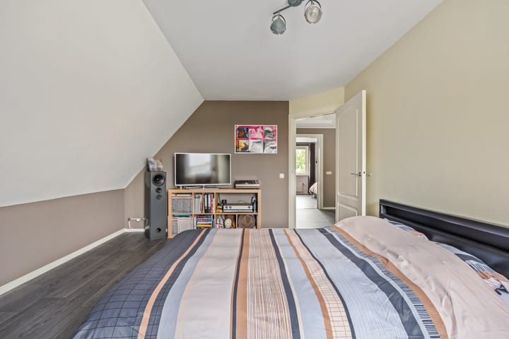 Foto 81 van Charles Petitweg 13