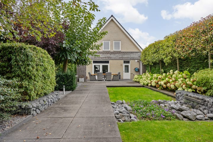 Foto 107 van Charles Petitweg 13