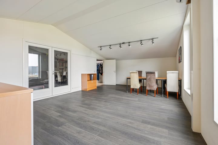 Foto 137 van Charles Petitweg 13