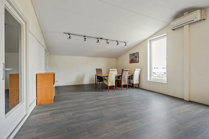 Foto 138 van Charles Petitweg 13