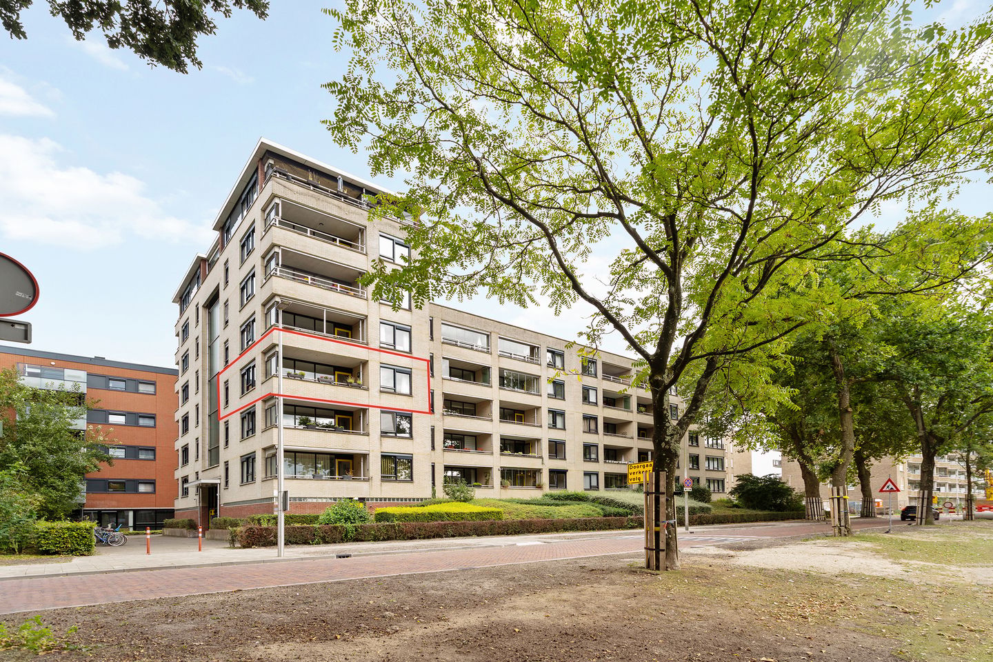 Foto 1 van Linschotensingel 1-CB