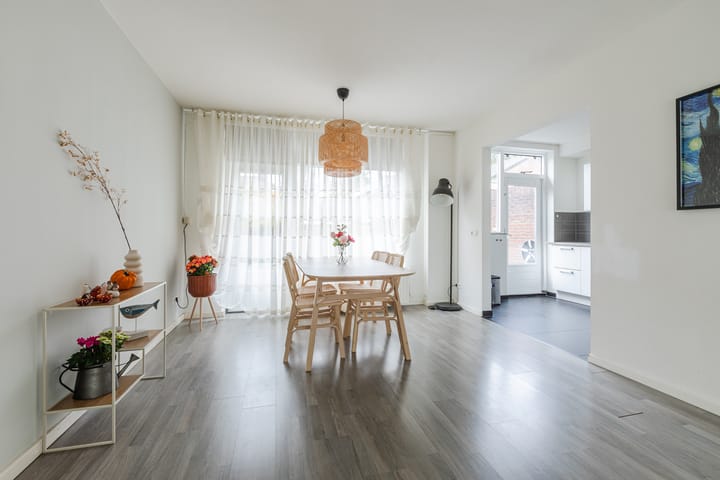 Photo 3 of Kanunnik van Osstraat 30