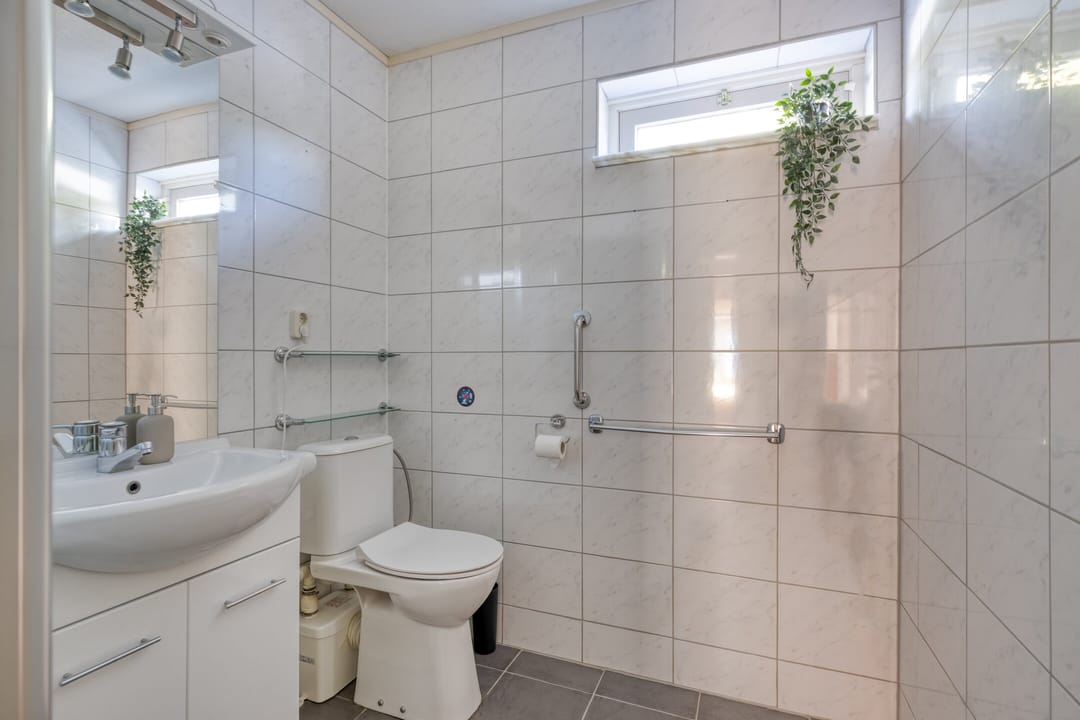 Foto 16 van Schoolstraat 40