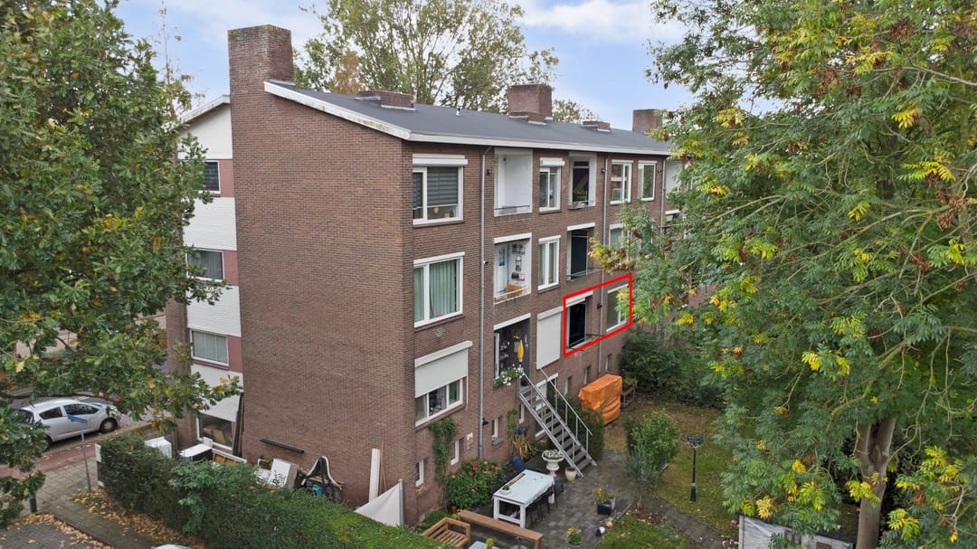 Photo 32 of Juliana van Stolberglaan 48