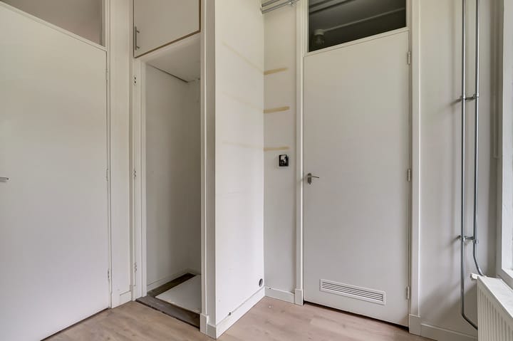 Foto 20 van Juliana van Stolberglaan 48