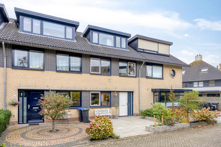 Foto 4 van Adelaarsvaren 69